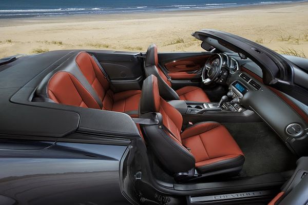 2011-chevrolet-camaro-convertible-coupe-interior-view