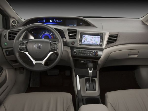 2012-Honda-Civic-Dashboard