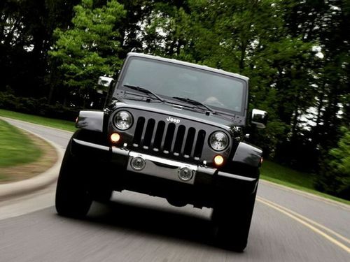 2012-Jeep-Wrangler-Ultimate-02