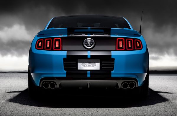 13ShelbyGT500_19