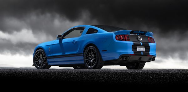 13ShelbyGT500_18