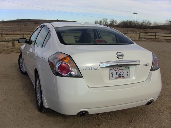 2012 Nissan altima in snow #7