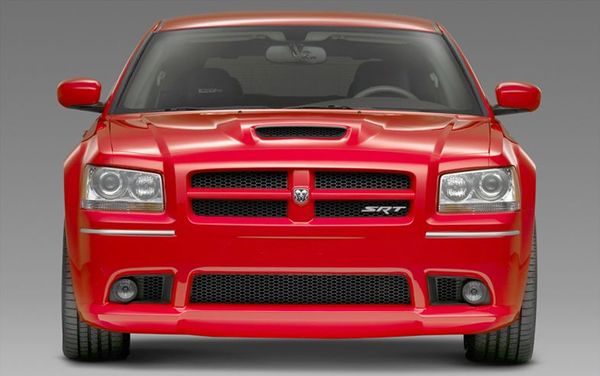 112_0707_02z+2008_dodge_magnum_SRT8+front_view