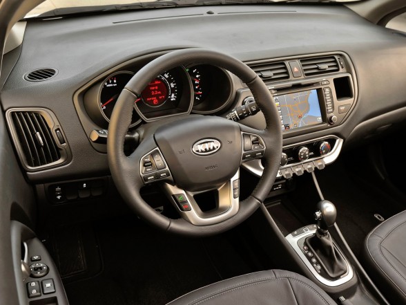2012-Kia-Rio-5-Door-Hatchback-Interior-View-588x441 2012-Kia-Rio-5-Door-Hatchback-Interior-View-588x441