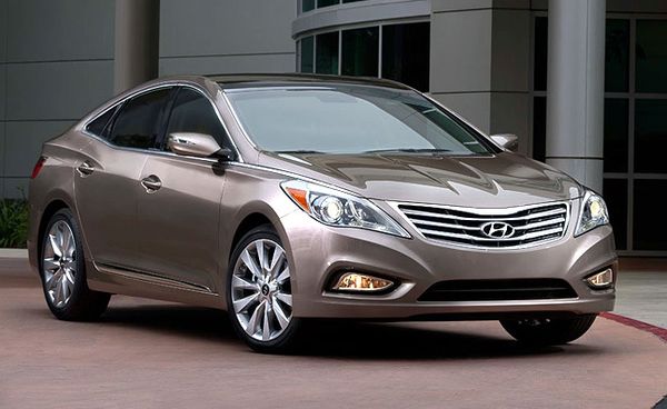 2012-Hyundai-Azera-Feature2_rdax_646x396 2012-Hyundai-Azera-Feature2_rdax_646x396