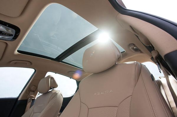 2012-Hyundai-Azera-sunroof 2012-Hyundai-Azera-sunroof