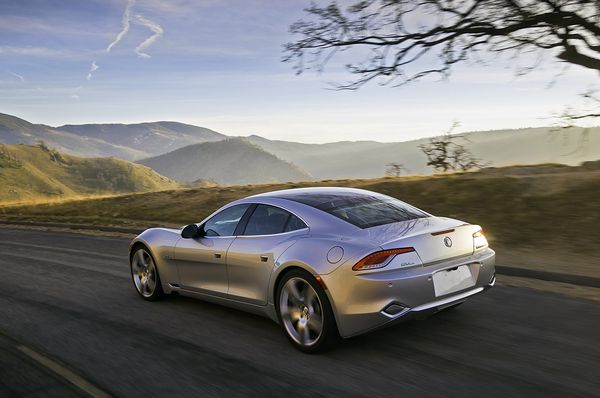 2012-Fisker-Karma-17