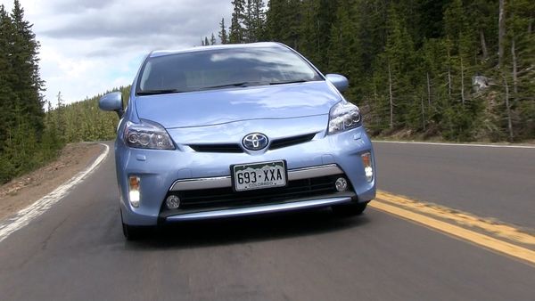 Toyota Prius Plug-in YT Toyota Prius Plug-in YT
