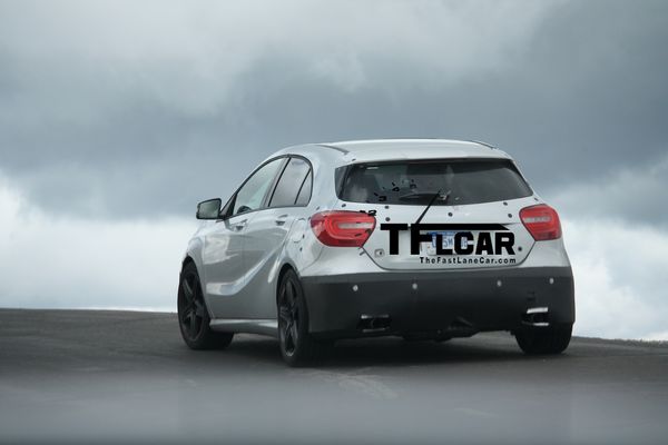 AMGaclassrear AMGaclassrear