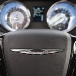 chrysler_300_interior_01