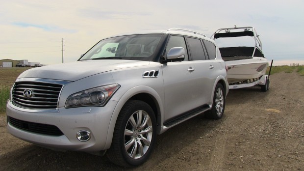 2012 infiniti qx56 towing boat tige 22ve