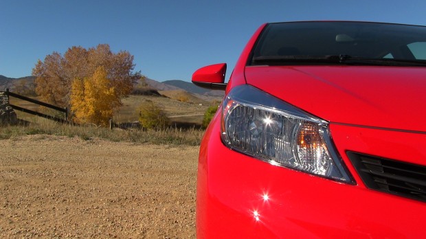 2012 Toyota Yaris Drive & Review