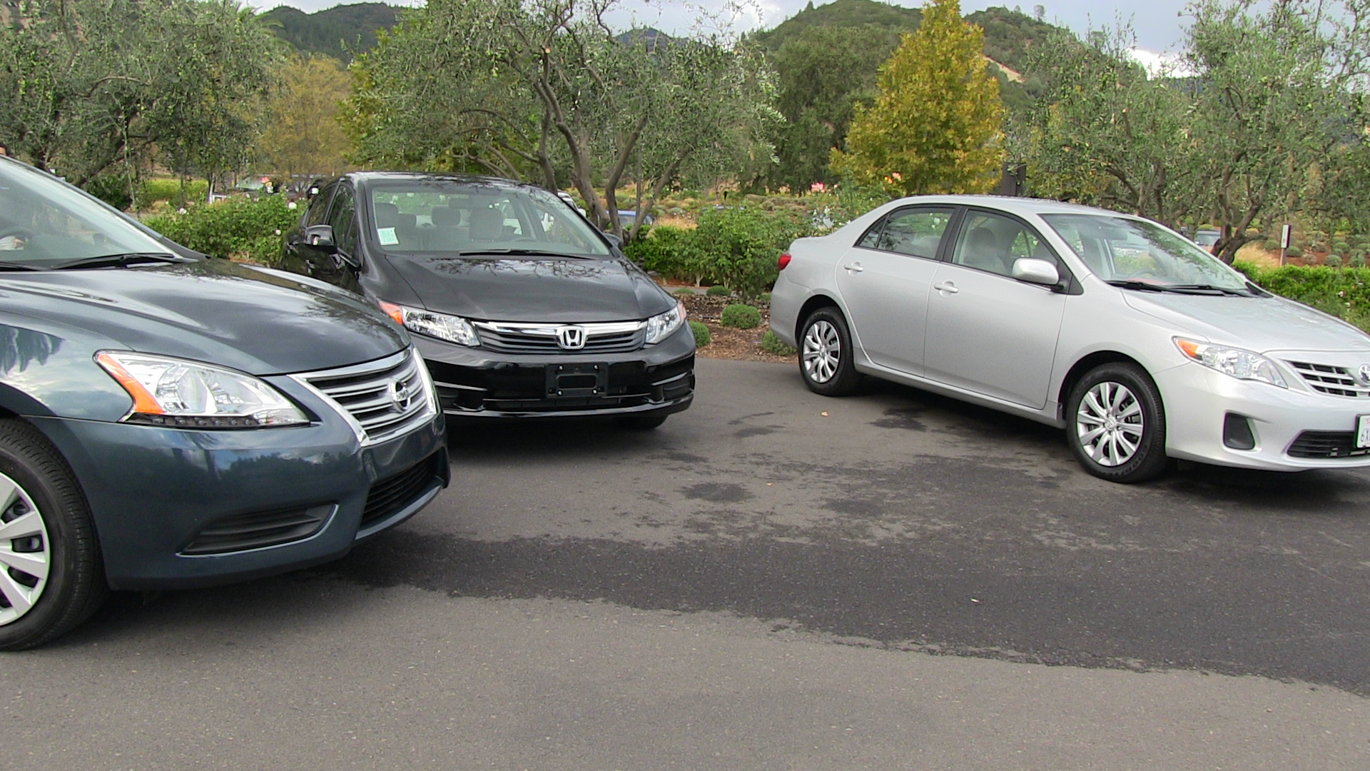 Nissan sentra compared to honda civic #9