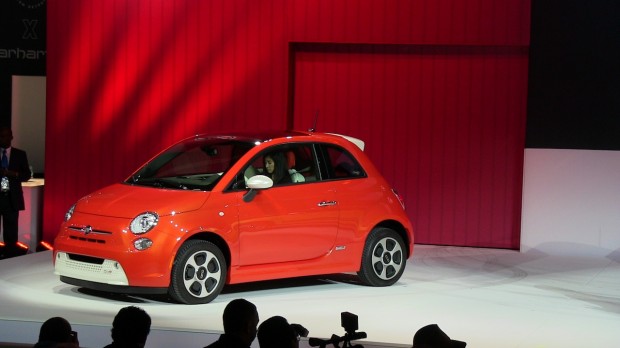 2013 Fiat 500e brings back sexy eco at the 2012 LA Auto Show