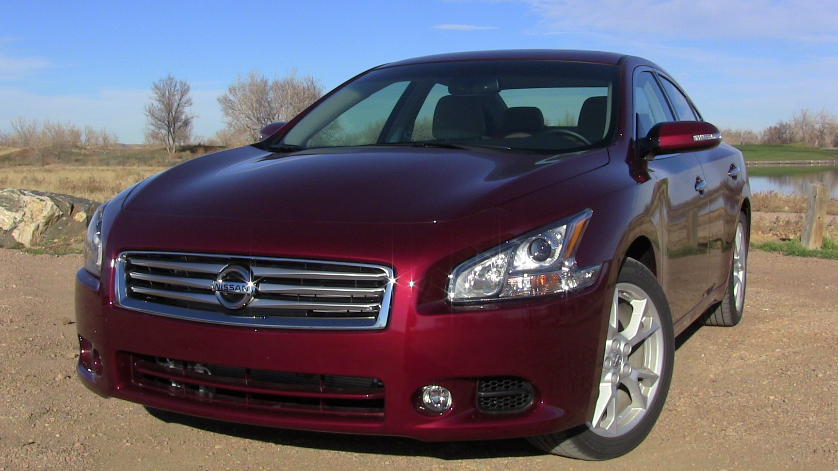 Do any nissan sedans have awd #10