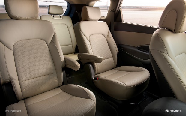 2013 hyundai santa fe 7 passenger interior
