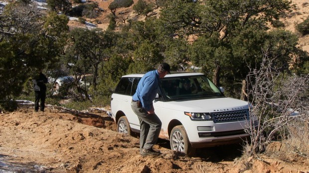 All New 2013 Range Rover Off-Road Preview