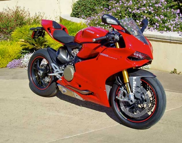 Ducati-Panigale-RSF