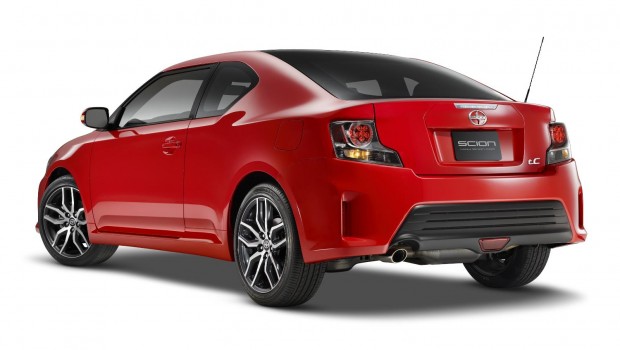 110459_2014_Scion_tC_002