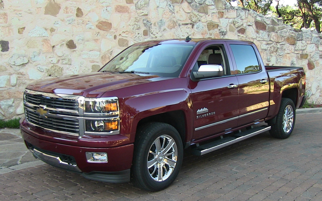 Watch the 2014 Chevy Silverado High Country Debut in Texas - The Fast