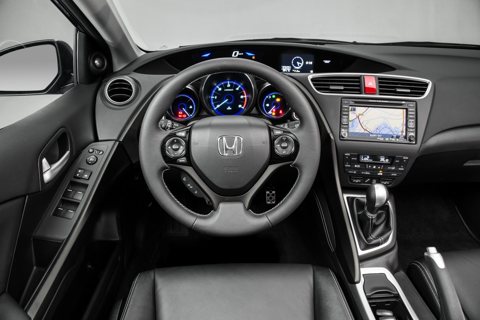 http://www.tflcar.com/wp-content/uploads/2013/08/2014-Honda-Civic-Tourer-1321.jpg