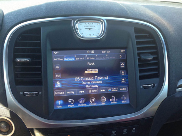 Chrysler 300c u connect