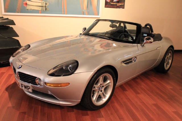 1999_bmw_z8_james_bond.jpg