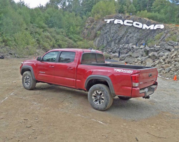 Toyota-Tacoma-LSR