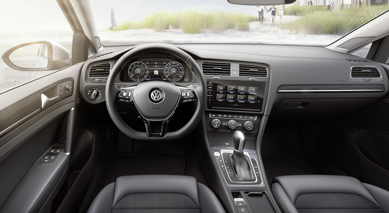 2018-vw-golf-base-interior-dash - The Fast Lane Car