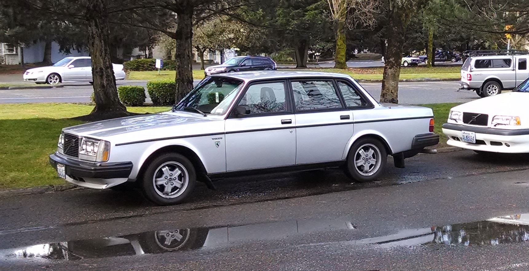 Weekends with the Intern: The 1984 Volvo 240 Turbo [Op/Ed ...