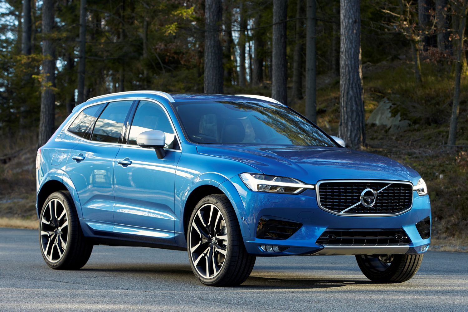 The AllNew 2018 Volvo XC60 Grows in Size, Gains Fast and Efficient T8