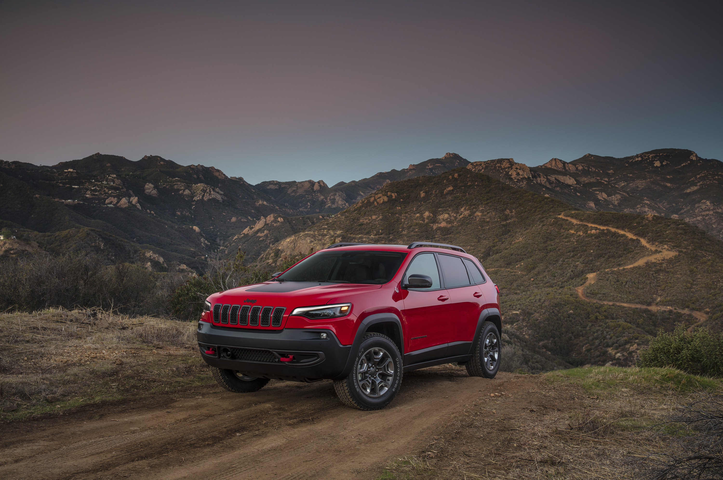 Easy Peasy Lemon Squeezy 2019 Jeep Cherokee Trailhawk Off Road Review 