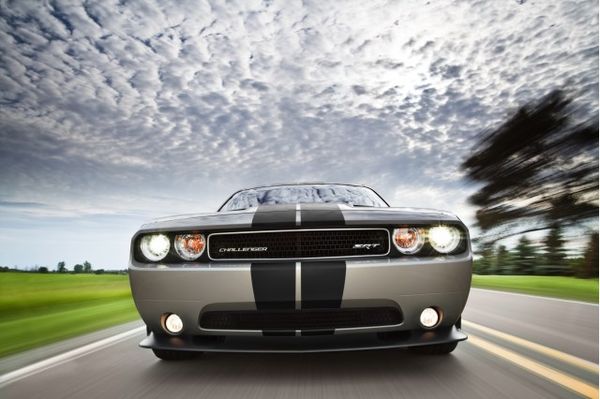 2012-dodge-challenger_100356171_m