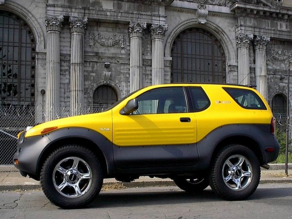 Modern Collectibles Revealed 1999 2001 Isuzu Vehicross The Fast Vehicross Side View