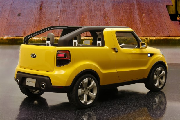 KIA Soulster 4