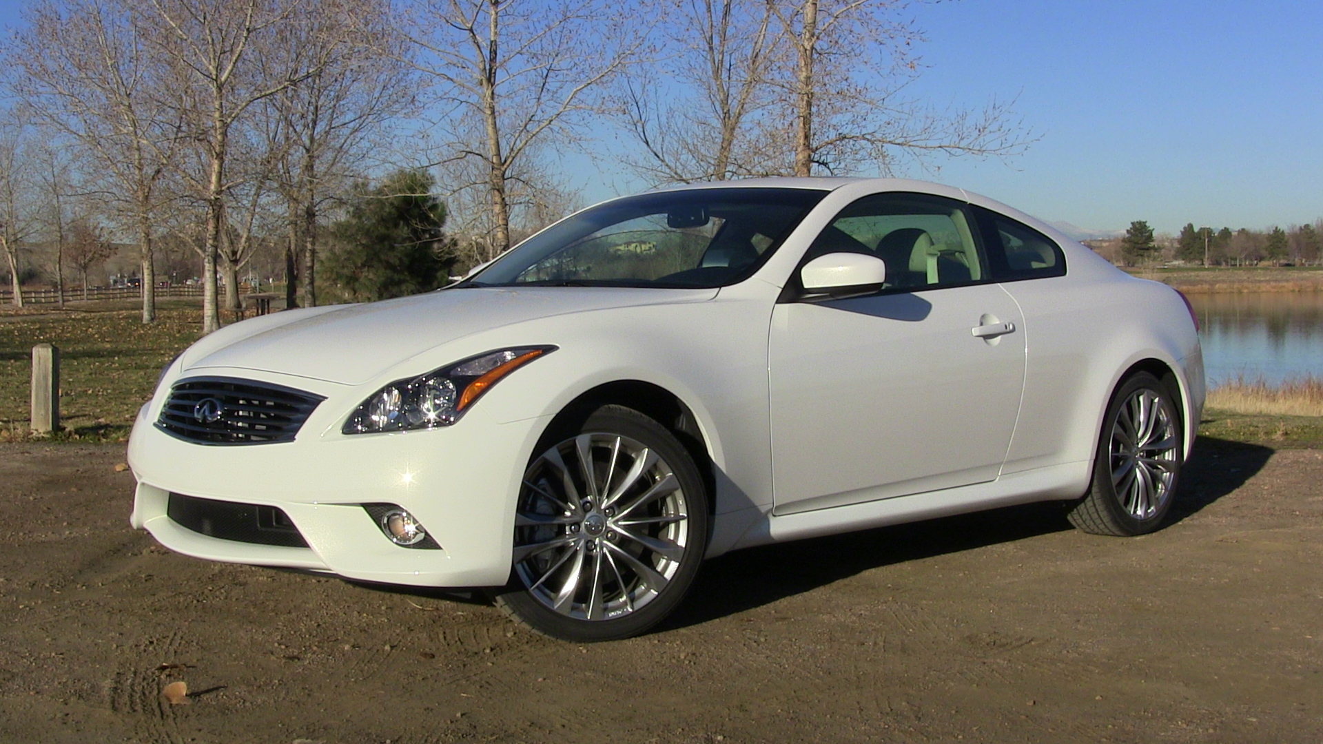 2013 infiniti g37 journey vs sport