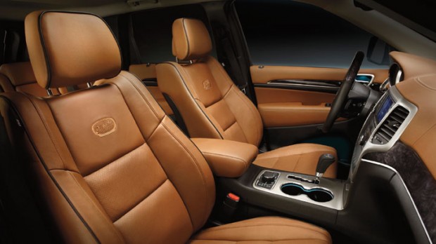 JGC_overland_interior 2012 jeep grand cherokee overland summit new saddle interior leather