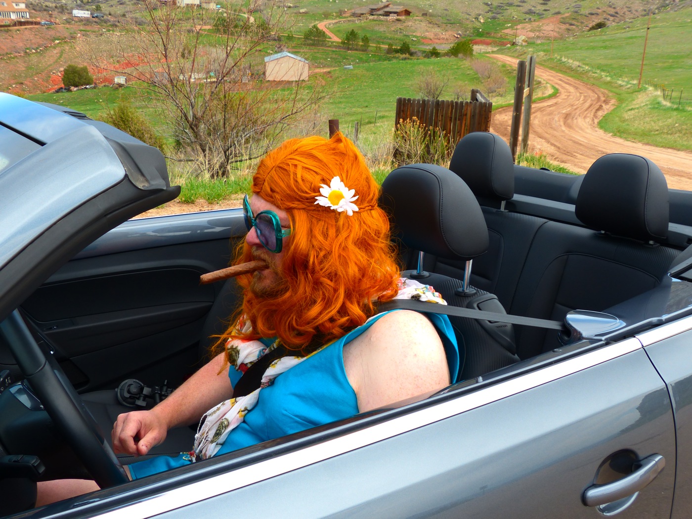 Video Nathenia Demonstrates 2017 Volkswagen Beetle Convertible Wind 2017 Volkswagen Beetle Convertible Wind Blocker Test