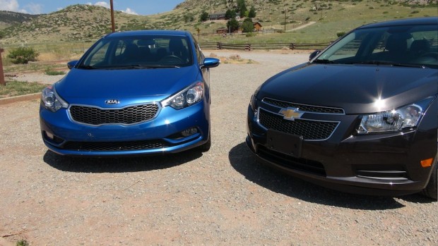 2014 KIA Forte Sedan vs Chevy Cruze Diesel 0-60 MPH Mashup Review