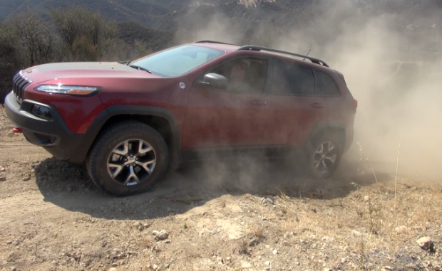 2014 Jeep Cherokee Trailhawk Off-Road First Drive and Review