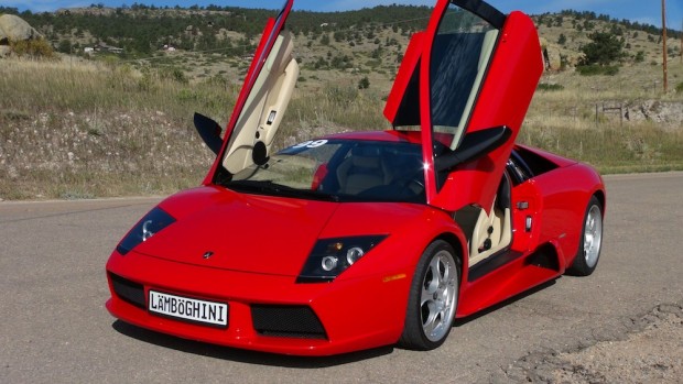 Is the Lamborghini Murcielago an everyday AWD V12 tame Supercar?