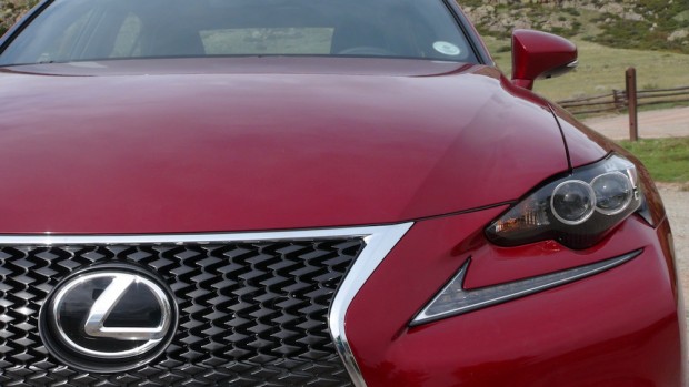 2014 Lexus IS350 F-Sport First Drive 0-60 MPH Review