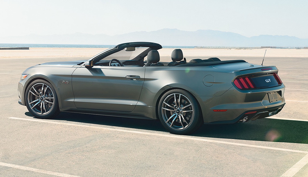 Ford mustang hardtop convertable #9