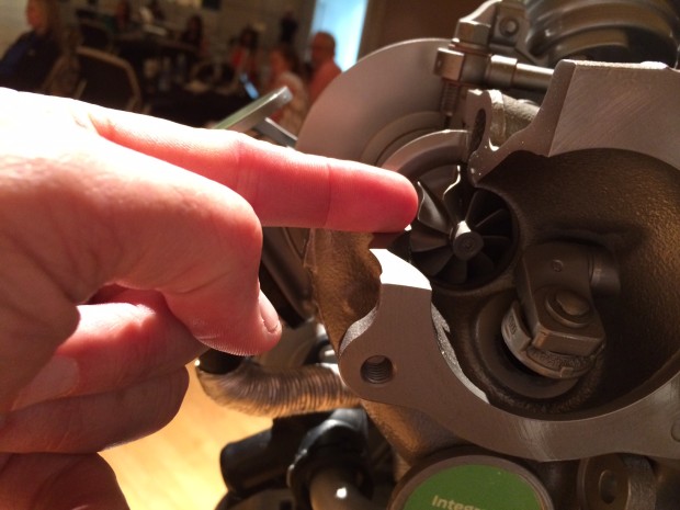 2014-Ford-Fiesta-1.0L-engine