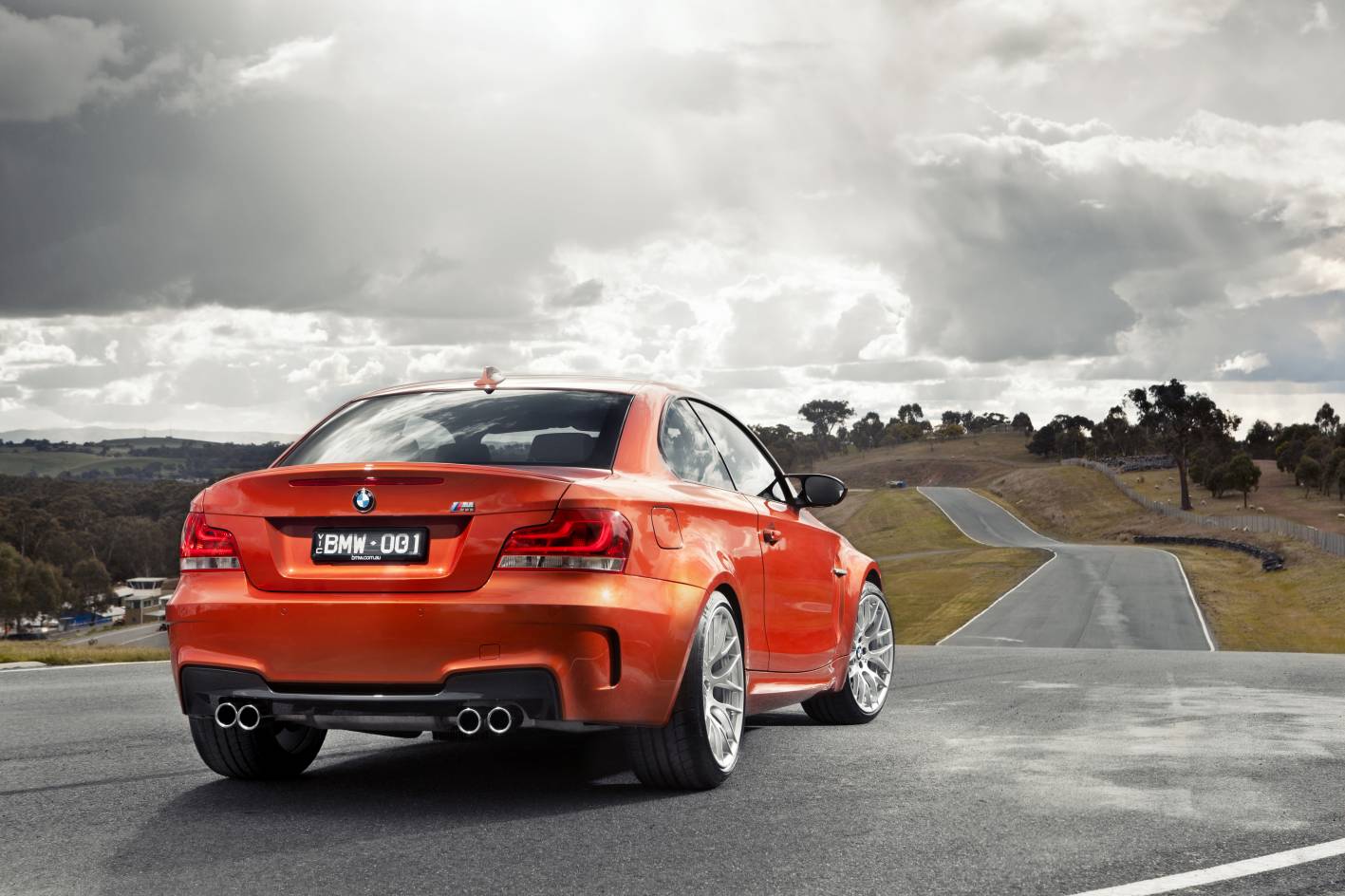 Modern Collectibles: 2011 BMW 1-Series M - Ultimate Driving in a ... Modern Collectibles: 2011 BMW 1-Series M - Ultimate Driving in a ...