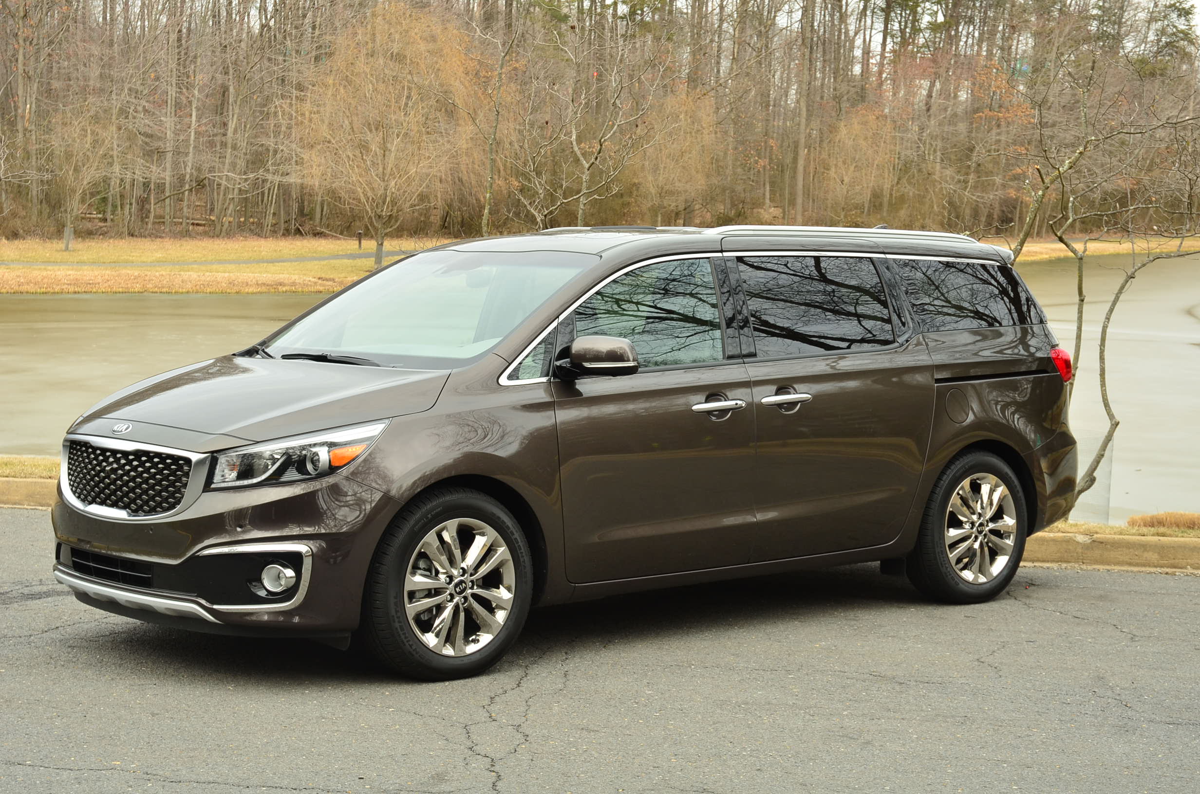 Kia sedona 2015