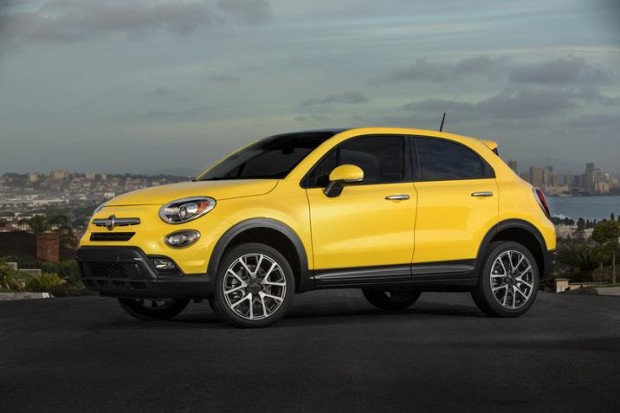 The 2016 Fiat 500X can now be configured online.