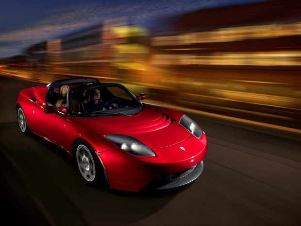 The Tesla had much more aggressive styling than its Lotus counterpart.