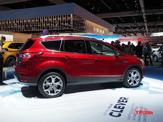 2017 Ford Escape | LA Auto Show