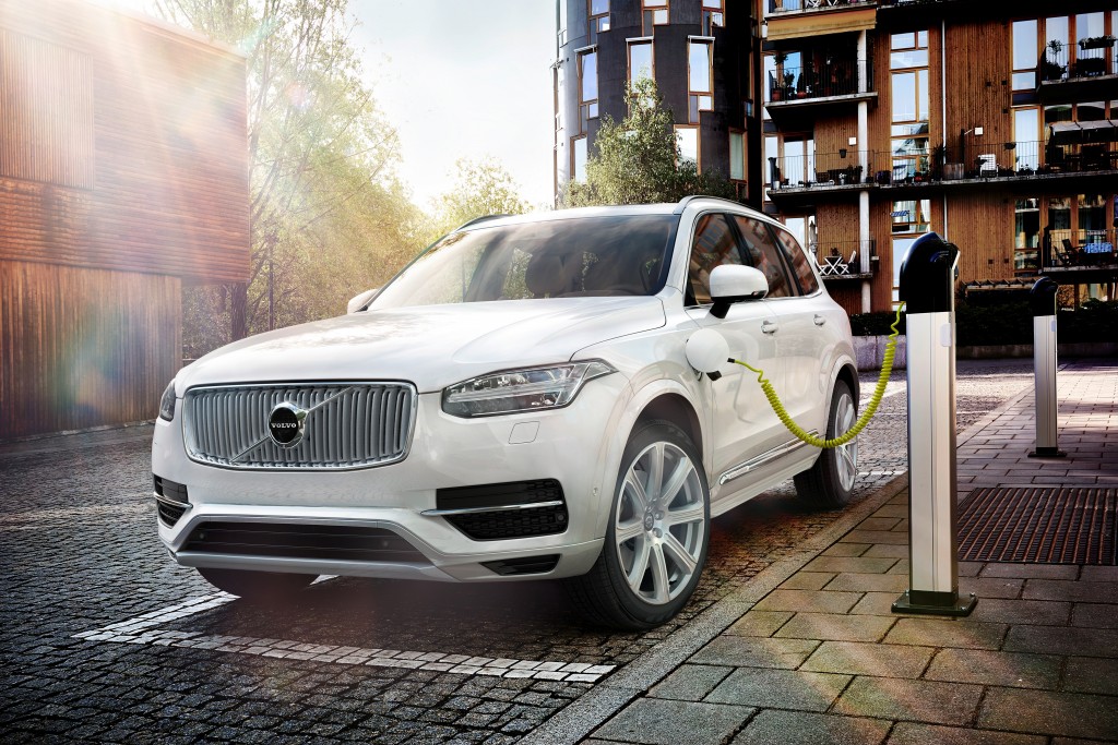 2016 Volvo XC90 T8